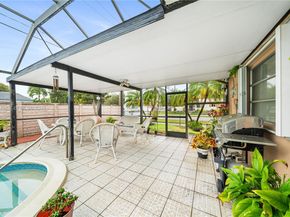 9590 SW 51st Ter, Miami FL 33165