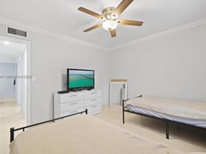 440 E 23rd St 1310, Hialeah FL 33013