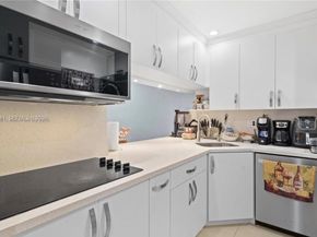 440 E 23rd St 1310, Hialeah FL 33013