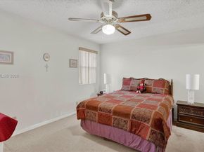 10413 NW 6th St, Pembroke Pines FL 33026