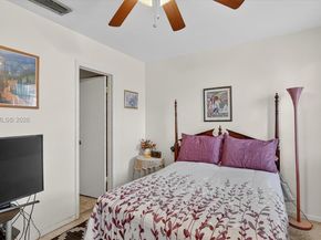 10413 NW 6th St, Pembroke Pines FL 33026