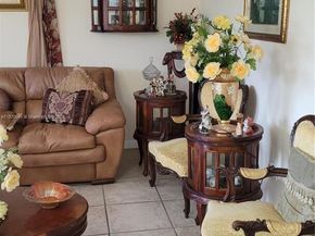 135 NE 202nd Ter N7, Miami Gardens FL 33179