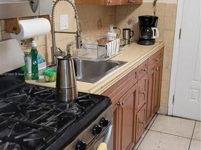 135 NE 202nd Ter N7, Miami Gardens FL 33179