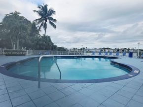 3469 NW 44th St 106, Oakland Park FL 33309