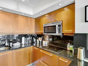 1331 Brickell Bay Dr 1504, Miami FL 33131