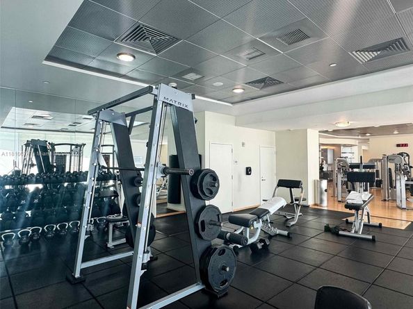 1331 Brickell Bay Dr 1504, Miami FL 33131