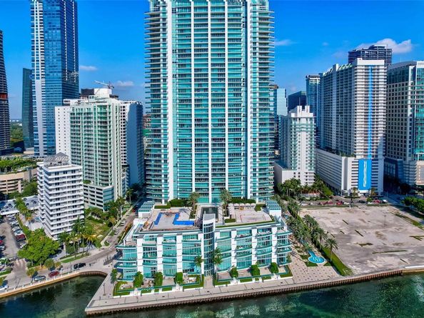1331 Brickell Bay Dr 1504, Miami FL 33131