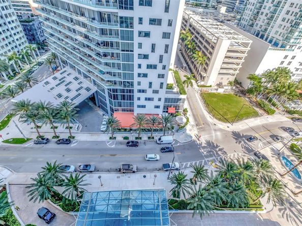 1331 Brickell Bay Dr 1504, Miami FL 33131