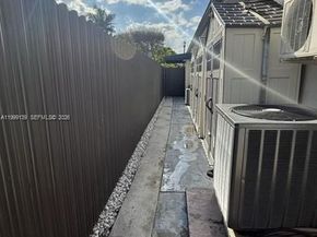6931 SW 159th Pl, Miami FL 33193