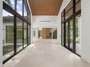 6445 SW 102nd Ave, Miami FL 33173