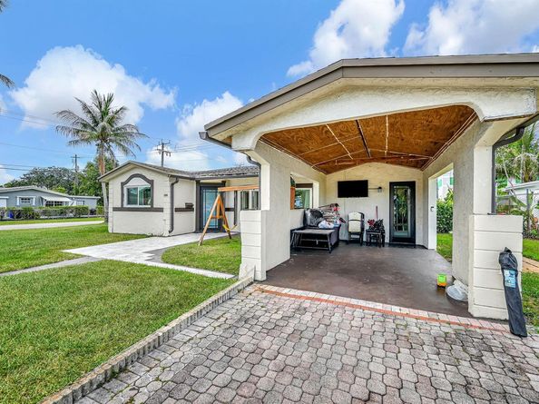 3300 NW 32nd Street, Lauderdale Lakes FL 33309
