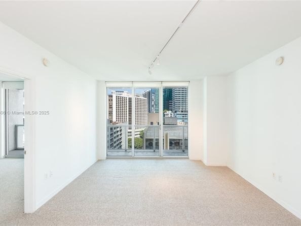 500 Brickell Av 1505, Miami FL 33131