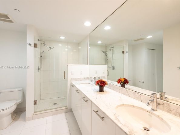 500 Brickell Av 1505, Miami FL 33131