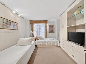 19667 Turnberry Way 6A, Aventura FL 33180