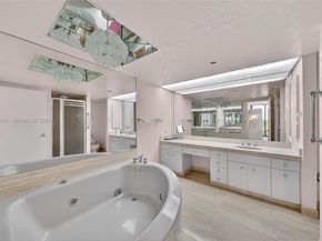 19667 Turnberry Way 6A, Aventura FL 33180