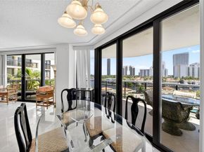 19667 Turnberry Way 6A, Aventura FL 33180