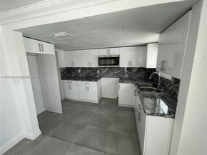 508 E 40th St, Hialeah FL 33013