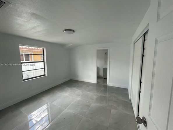 508 E 40th St, Hialeah FL 33013