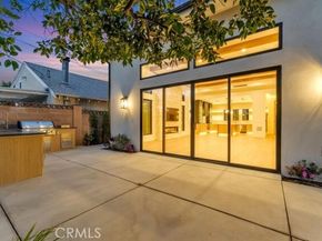 8825 Sophia Avenue, North Hills (los Angeles) CA 91343