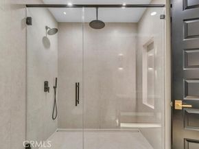 8825 Sophia Avenue, North Hills (los Angeles) CA 91343