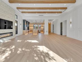 8825 Sophia Avenue, North Hills (los Angeles) CA 91343