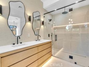 8825 Sophia Avenue, North Hills (los Angeles) CA 91343