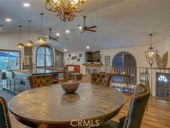 11327 Old Ranch, Chatsworth (los Angeles) CA 91311