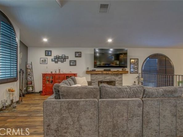 11327 Old Ranch, Chatsworth (los Angeles) CA 91311