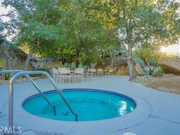 11327 Old Ranch, Chatsworth (los Angeles) CA 91311