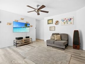 15112 Domino Street, Van Nuys (los Angeles) CA 91411