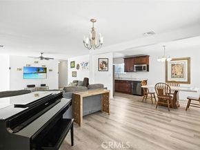 15112 Domino Street, Van Nuys (los Angeles) CA 91411