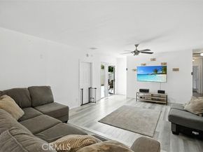 15112 Domino Street, Van Nuys (los Angeles) CA 91411