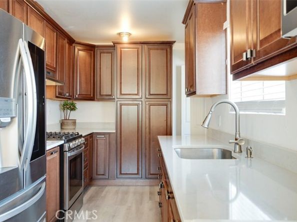 15112 Domino Street, Van Nuys (los Angeles) CA 91411
