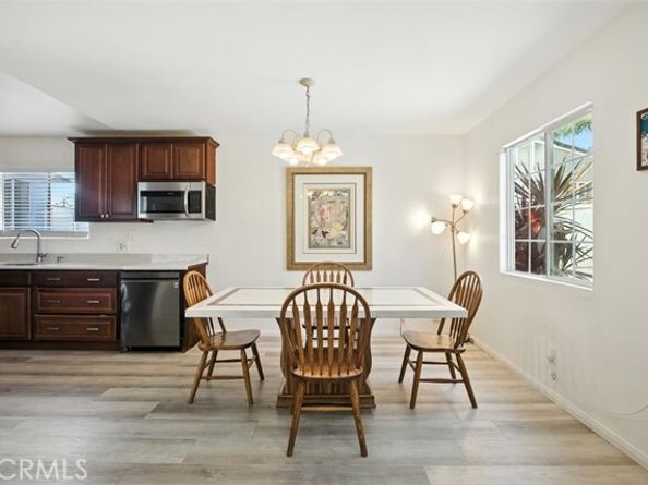 15112 Domino Street, Van Nuys (los Angeles) CA 91411