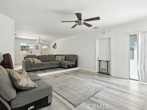 15112 Domino Street, Van Nuys (los Angeles) CA 91411