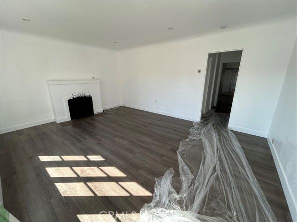 1018 S Halladay, Santa Ana CA 92701