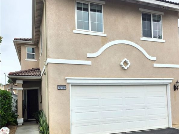 12438 Sonoma Drive, Pacoima (los Angeles) CA 91331