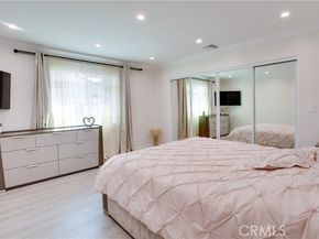 17011 Burton Street, Van Nuys (los Angeles) CA 91406