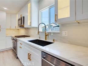 17011 Burton Street, Van Nuys (los Angeles) CA 91406