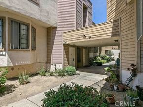 14715 Saticoy Street 13, Van Nuys (los Angeles) CA 91405
