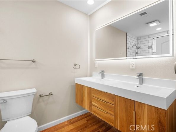 6413 Jamieson Avenue, Reseda (los Angeles) CA 91335