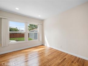 6413 Jamieson Avenue, Reseda (los Angeles) CA 91335