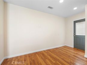 6413 Jamieson Avenue, Reseda (los Angeles) CA 91335