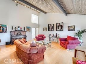21651 Yucatan Avenue, Woodland Hills (los Angeles) CA 91364