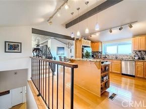 21651 Yucatan Avenue, Woodland Hills (los Angeles) CA 91364