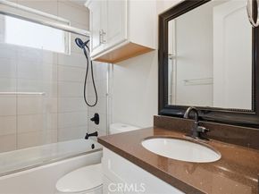 7608 Ani Way, North Hollywood (los Angeles) CA 91605