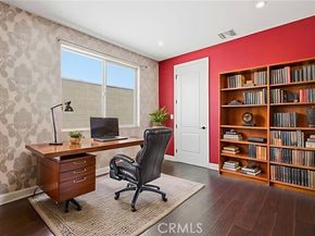 7608 Ani Way, North Hollywood (los Angeles) CA 91605