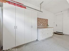 7608 Ani Way, North Hollywood (los Angeles) CA 91605