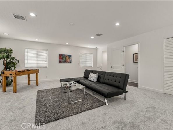 1872 Parkview Circle, Costa Mesa CA 92627