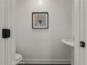 1872 Parkview Circle, Costa Mesa CA 92627